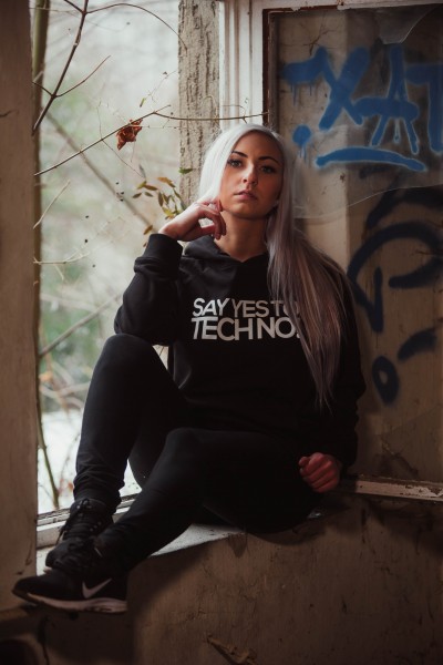 Say Yes to Techno - Pullover