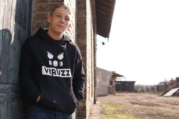 Viruzz - Mask - Hoodie